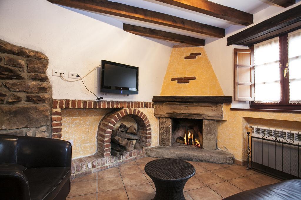 Gasthaus El Cabanon De Pimiango Zimmer foto