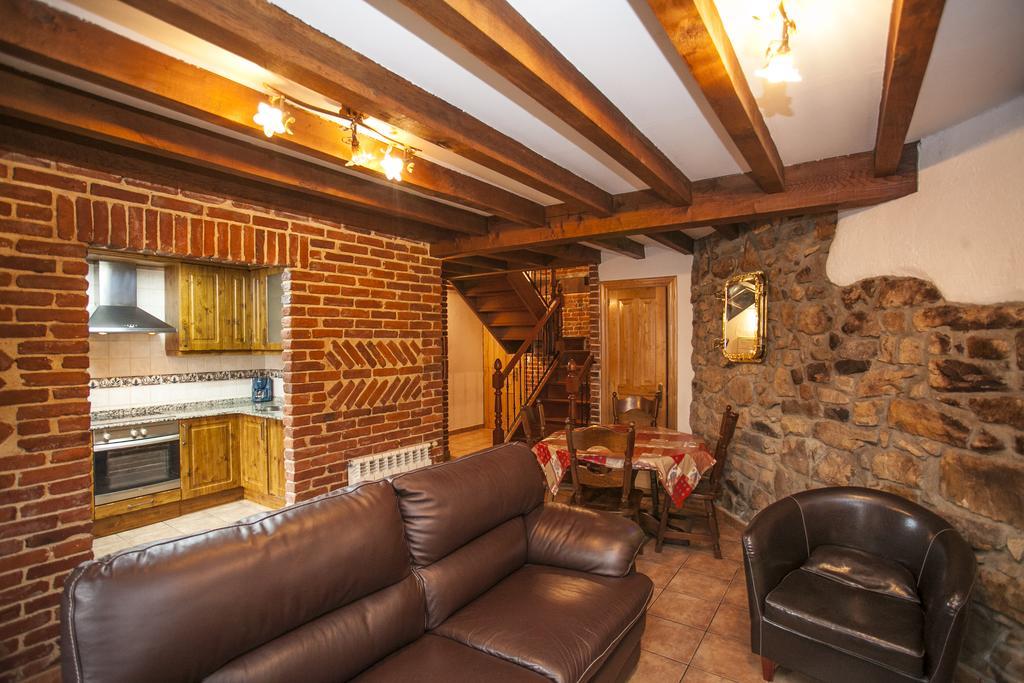 Gasthaus El Cabanon De Pimiango Zimmer foto